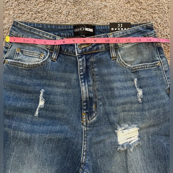 NWT Fashion Nova Road Tripper Ripped Stretch Flare Jeans, Blue, Sz 11 Tall - Picture 8 of 15